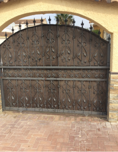 Metal Double gates nr 6 home security in Murcia by Eriks Metal Work