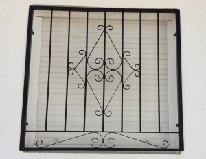 Metal Single window nr 5 home security in Murcia by Eriks Metal Work
