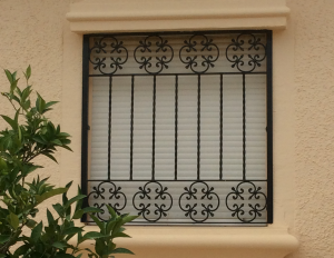 Metal Single window nr 1 home security in Murcia by Eriks Metal Work