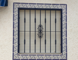Metal Single window nr 6 home security in Murcia by Eriks Metal Work