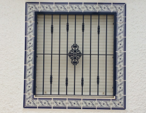 Metal Single window nr 7 home security in Murcia by Eriks Metal Work