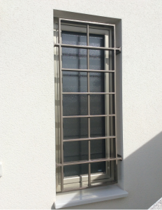 Metal Single window nr 13 home security in Murcia by Eriks Metal Work