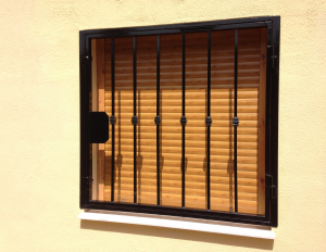 Metal Fire-escape window nr 4 home security in Murcia by Eriks Metal Work