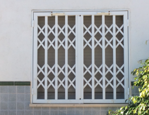 Metal Single window nr 19 home security in Murcia by Eriks Metal Work