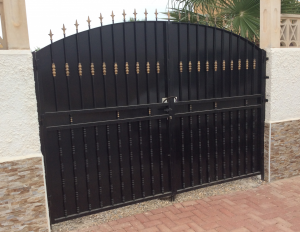 Metal Double gates nr 8 home security in Murcia by Eriks Metal Work