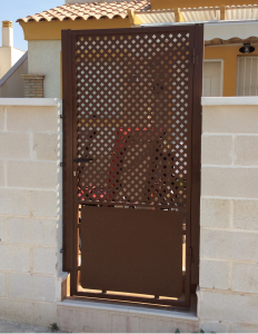 Metal Single Gate nr 2 home security in Murcia by Eriks Metal Work
