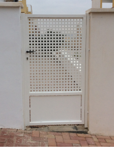 Metal Single Gate nr 24 home security in Murcia by Eriks Metal Work