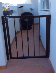 Metal Single Gate nr 27 home security in Murcia by Eriks Metal Work