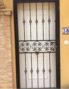 Metal Single doors nr 4 home security in Murcia by Eriks Metal Work