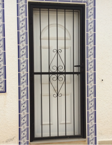 Metal Single doors nr 11 home security in Murcia by Eriks Metal Work