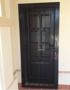 Metal Single doors nr 13 home security in Murcia by Eriks Metal Work